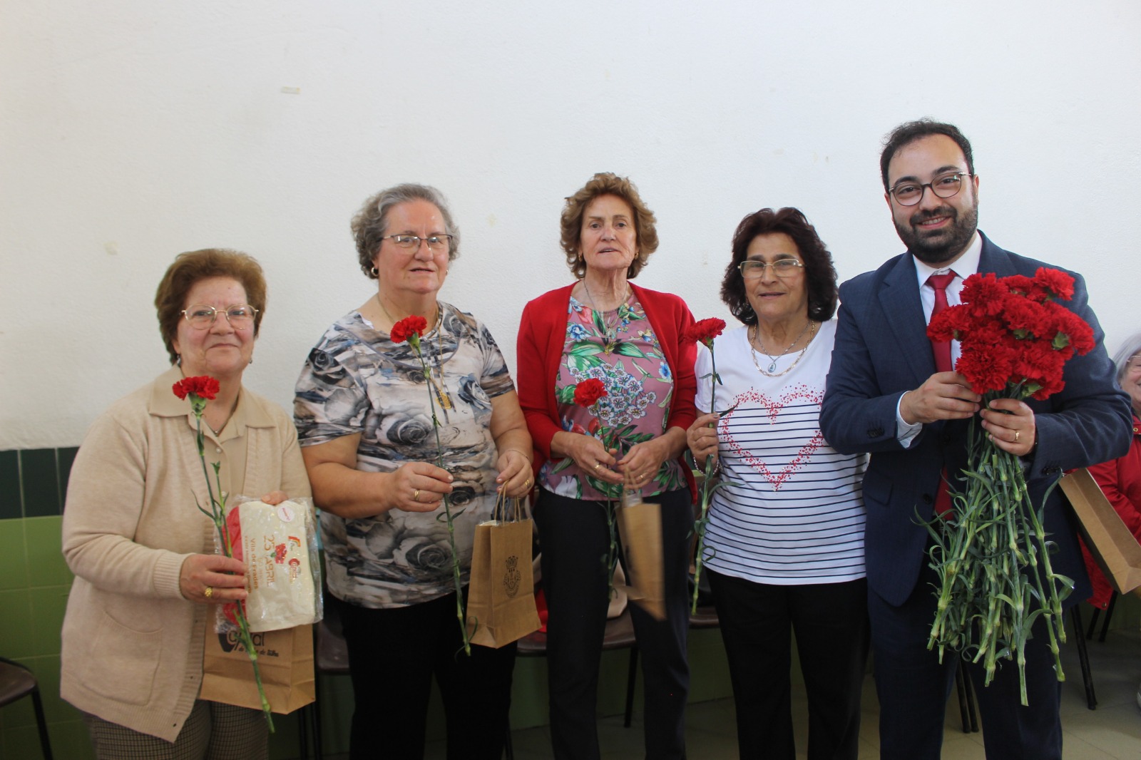 XXXIV Mostra de Doçaria Tradicional XXXIV Mostra de Doçaria Tradicional