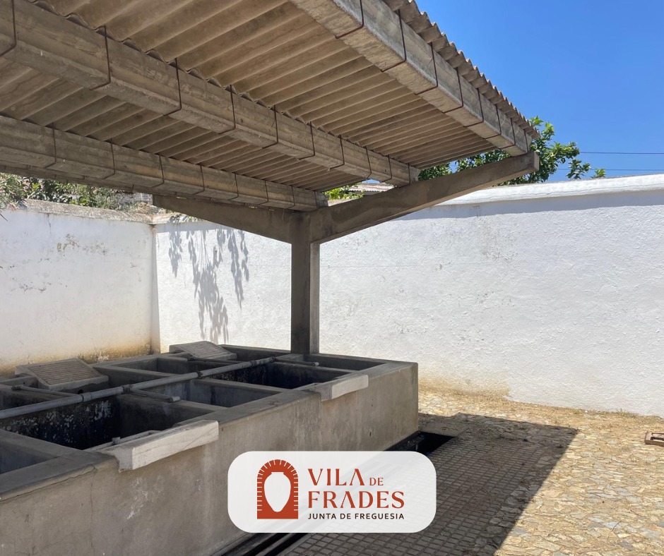Limpeza e Manutenção dos Tanques do Ribeiro da Vila Limpeza e Manutenção dos Tanques do Ribeiro da Vila