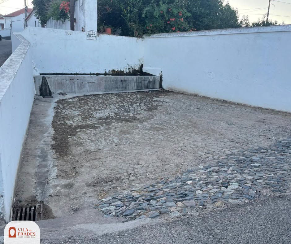 Limpeza e Manutenção dos Tanques do Ribeiro da Vila